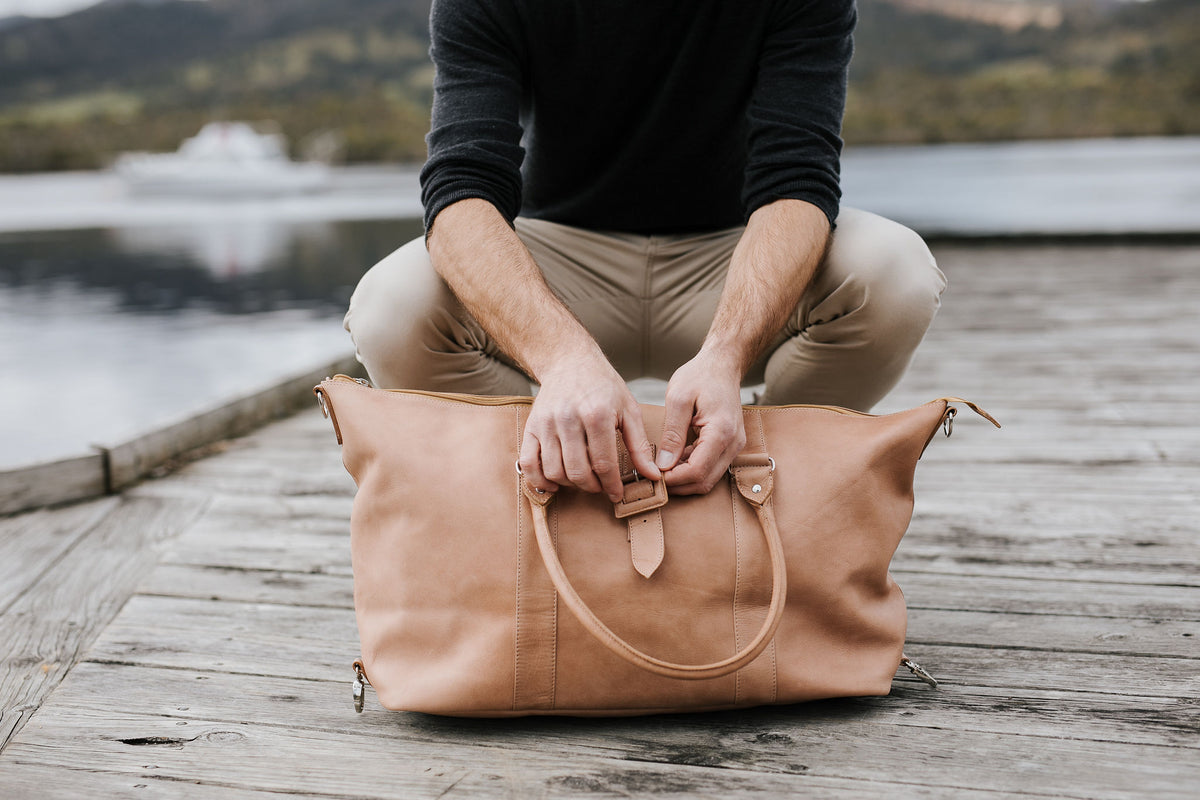 Madewell essential store overnight bag